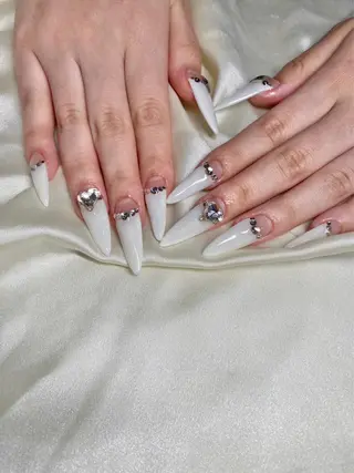 ネイル マツエク・マツパ アイブロウ Nail&eye Belire 新宿のネイルデザイン