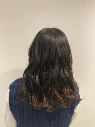 カラー パーマ 🫧高鹿汰一髪質改善 /白髪ぼかし🫧のヘアスタイル