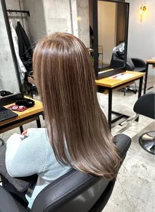 セミロング カラー ✨髪質改善/ハイトー ン/艶髪高山のヘアスタイル