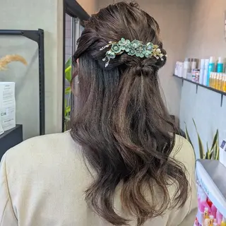 ロング ヘアアレンジ 小林 梨香のヘアスタイル