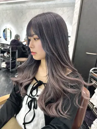 ロング stylist Momoのヘアスタイル