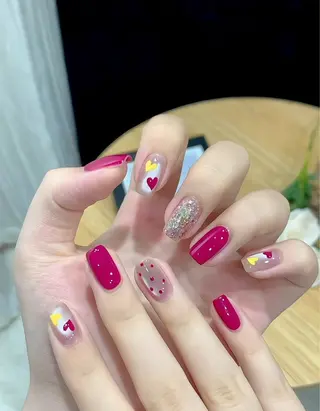 ネイル Hina ネイルサロンのネイルデザイン