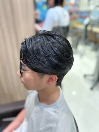 ショート パーマ メンズハイライト × perm Runoのヘアスタイル