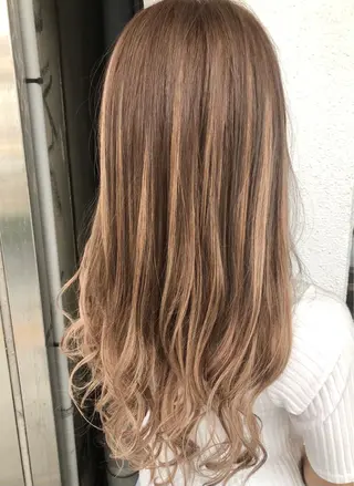 カラー ダブルスキルエクステ /羽エクステ白石宇由のヘアスタイル