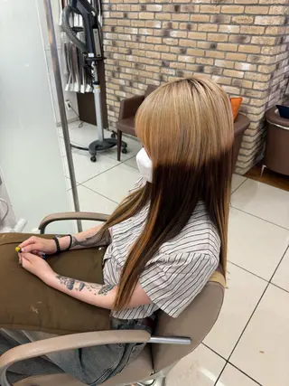 メンズ特化シャドウパ ーマラウンドマッシュのヘアスタイル