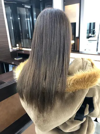 セミロング カラー 八谷 将平のヘアスタイル