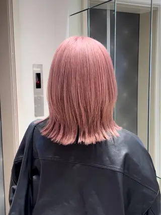 ミディアム YUIKA☆髪質改善 小顔カット艶カラーのヘアスタイル