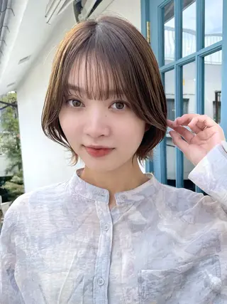 ショート カラー 結べるレイヤーボブ くびれLady表参道のヘアスタイル