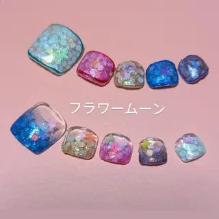 ネイル フラワー ムーンのネイルデザイン