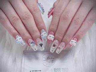 ネイル AKIKO ネイルサロンのネイルデザイン