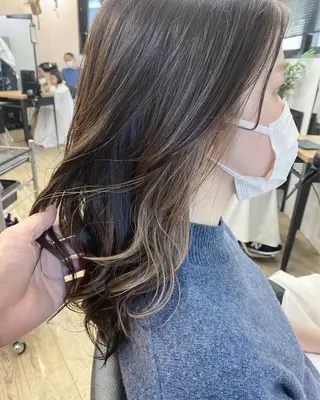 ミディアム カラー ブリーチダブルカラー 【koide】のヘアスタイル