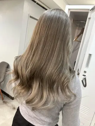 ロング KYOKO 【Bear】のヘアスタイル