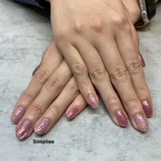 ネイル シンプリーワン 渋谷店🕯️RINAのネイルデザイン