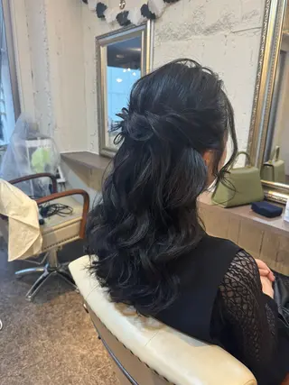 セミロング ヘアアレンジ 小松 瑞季のヘアスタイル