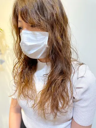 セミロング カラー パーマ レイヤー／似合わせ TAKUYAのヘアスタイル