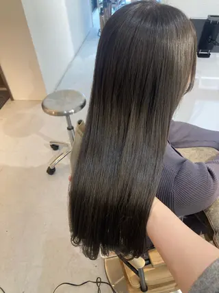 ロング ✨色持ちの良い艶 カラー✨蟹江真世のヘアスタイル