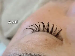 マツエク・マツパ Ａ&Ｅ所属・西岡 /マツエク/束感🎀のマツエク・マツパデザイン