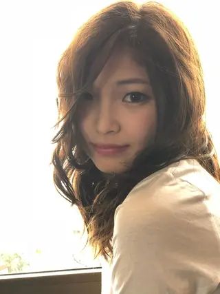セミロング カラー 及川 祐輔のヘアスタイル