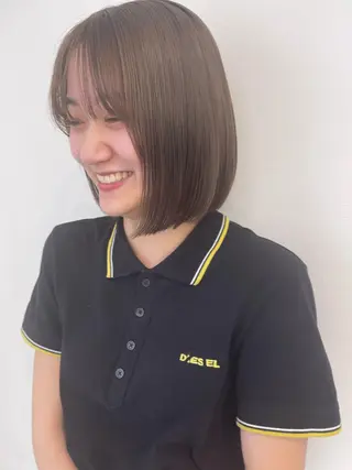ショート カラー 💓パーマ，💗 レイヤーカットのヘアスタイル