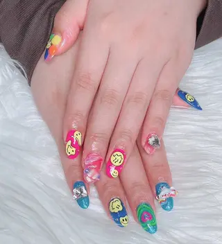 ネイル nail&eye Ariesのネイルデザイン