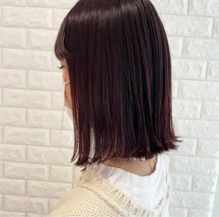 ショート カラー 山口 莉奈のヘアスタイル