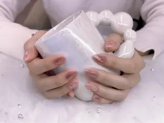 ネイル MIKIネイル YUKAのネイルデザイン