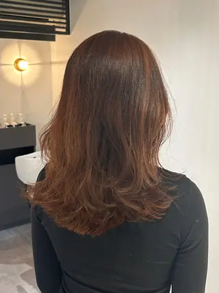 セミロング カラー 🌟デザインカラー 久保悠那のヘアスタイル