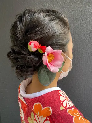 セミロング ヘアアレンジ 勝野 麻美のヘアスタイル