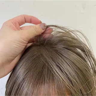ミディアム 顔周りの垢抜けヘア 立山愛梨のヘアスタイル