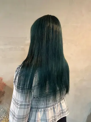 カラー 石江 奈琉のヘアスタイル