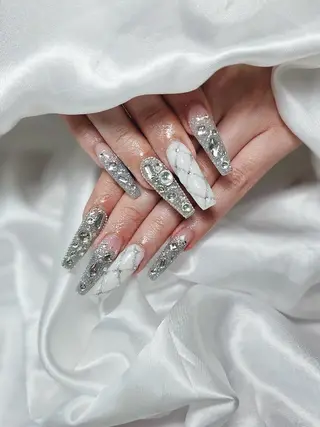 ネイル Ra: Nail   라: 네일のネイルデザイン