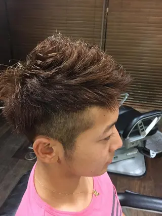 ショート カラー メンズ 向井 優汰のヘアスタイル