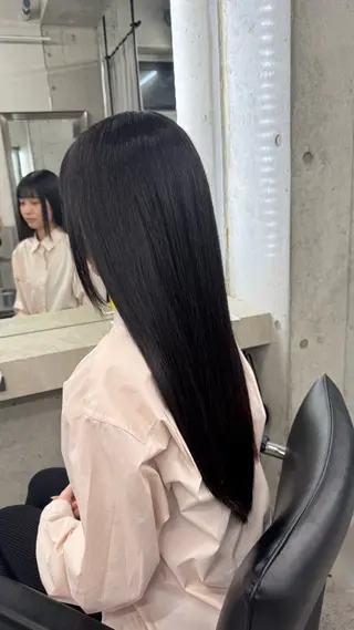 ロング shio ハイトーン 💗【福岡天神】のヘアスタイル