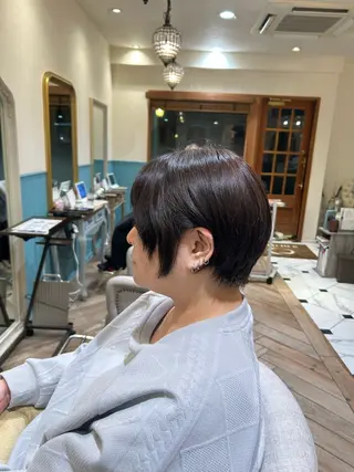 ショート 河野 穂香のヘアスタイル