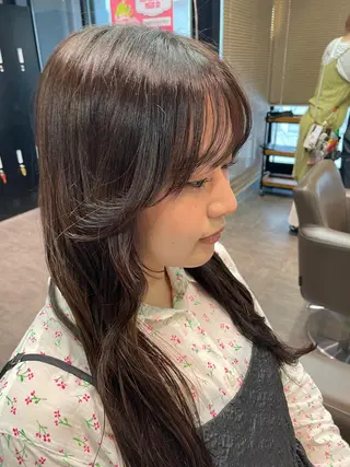 ロング PANOLA下北沢 中川夢菜のヘアスタイル