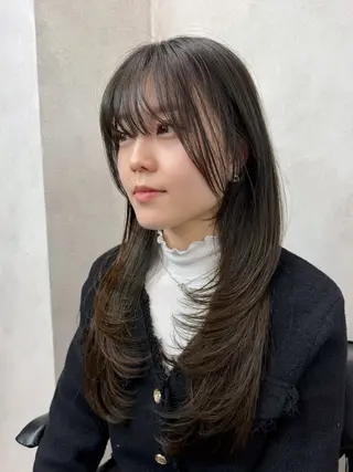 ロング カラー 新島 涼のヘアスタイル