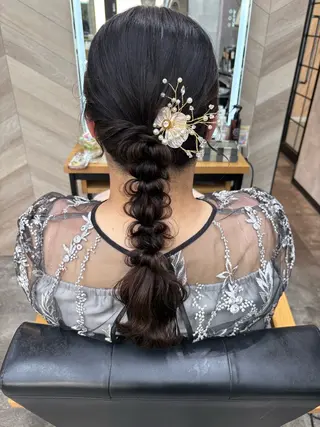 セミロング ヘアアレンジ SHANTi 飯塚 ヘアセット/髪質改善のヘアスタイル