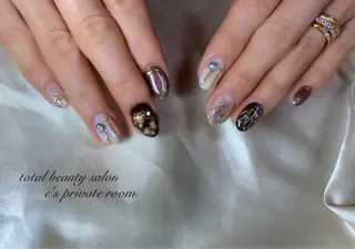 ネイル LAVISH nail salonのネイルデザイン