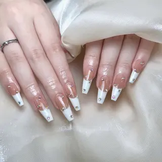 ネイル Maggie Nail🦩のネイルデザイン