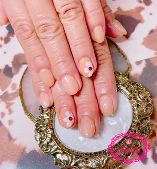 ネイル CROWN プライベートサロンのネイルデザイン