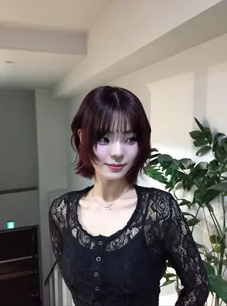 ショート カラー ヒヤジョウ ユウナのヘアスタイル