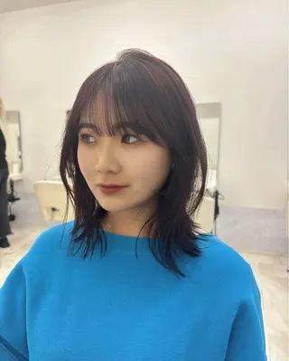 ミディアム momo /レイヤー/暖色のヘアスタイル