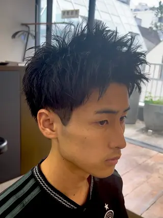 ショート カラー パーマ ヘアアレンジ メンズ 伊藤 陸のヘアスタイル