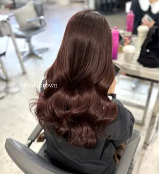 ロング カラー MEI🎀つやカラー 🎀レイヤー🎀渋谷のヘアスタイル