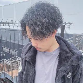 ミディアム パーマ メンズ メンズヘア特化 崎田 成人のヘアスタイル