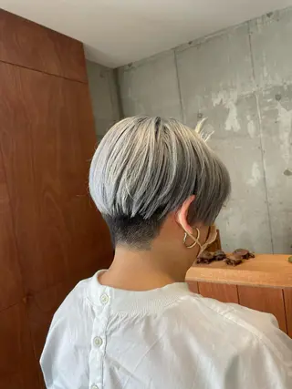 ショート カラー miho 🌼🌼🌼のヘアスタイル