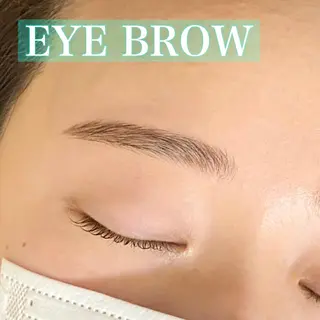アイブロウ 眉毛とまつ毛パーマ ナオueyesのマツエク・マツパデザイン