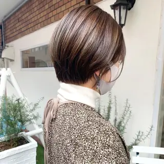 ショート カラー stylist店長 岡本真依のヘアスタイル