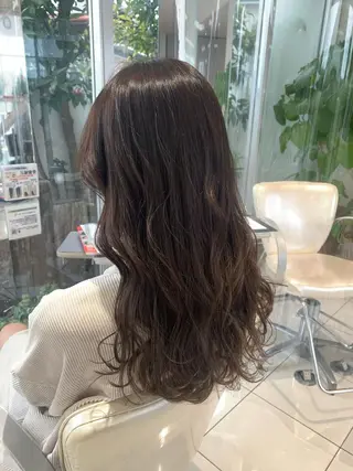 ロング カラー チョコレートカラー/ 𝐒𝐚𝐤𝐢のヘアスタイル