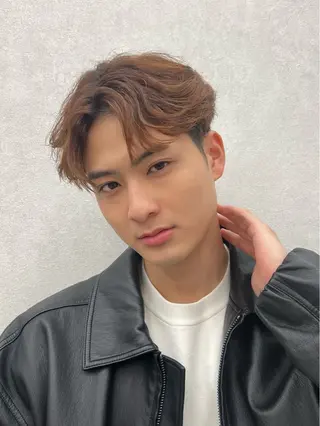 ショート パーマ メンズ フェザーパーマ浦和 スパイキーショートのヘアスタイル